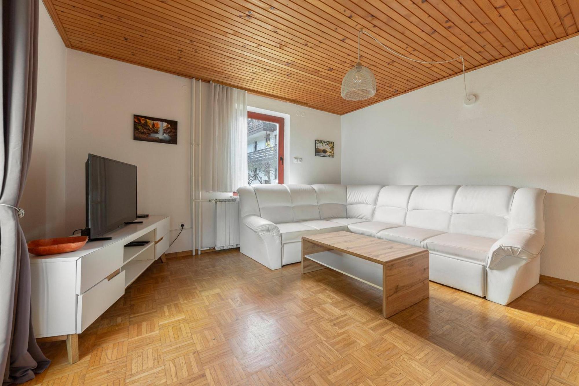 Appleby Apartments Kersnik 보히니 외부 사진