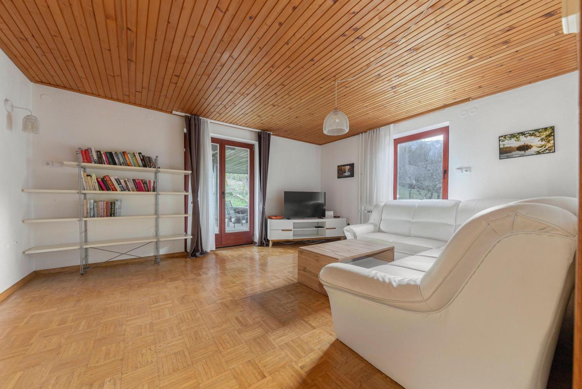 Appleby Apartments Kersnik 보히니 외부 사진